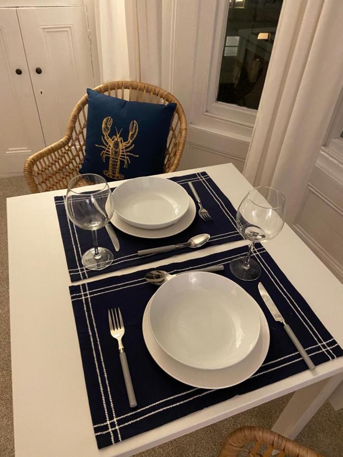 Centrally Located, Comfortable Near Station, And North Laines Apartment Brighton